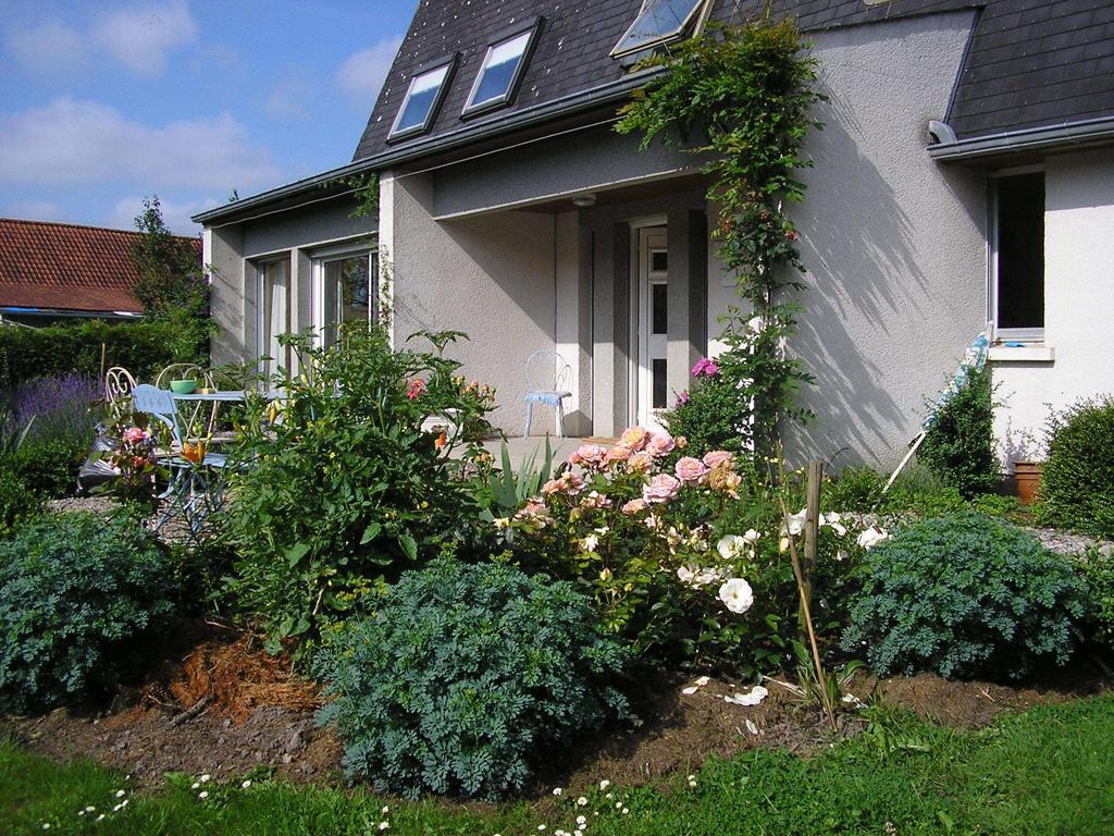 B&B Egloff Erondelle Екстериор снимка